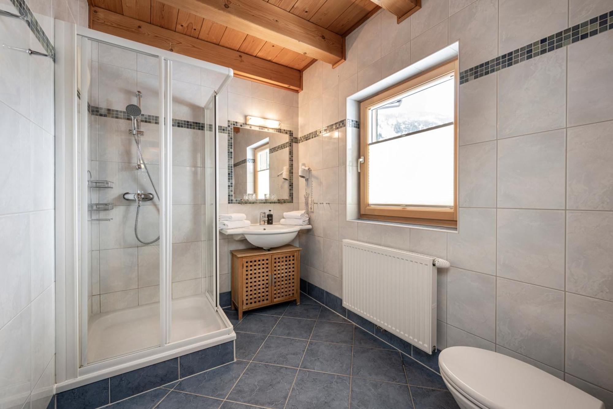Austria Appart - Natural Lifestyle Appartements Auf Der Piste Obertauern Luaran gambar